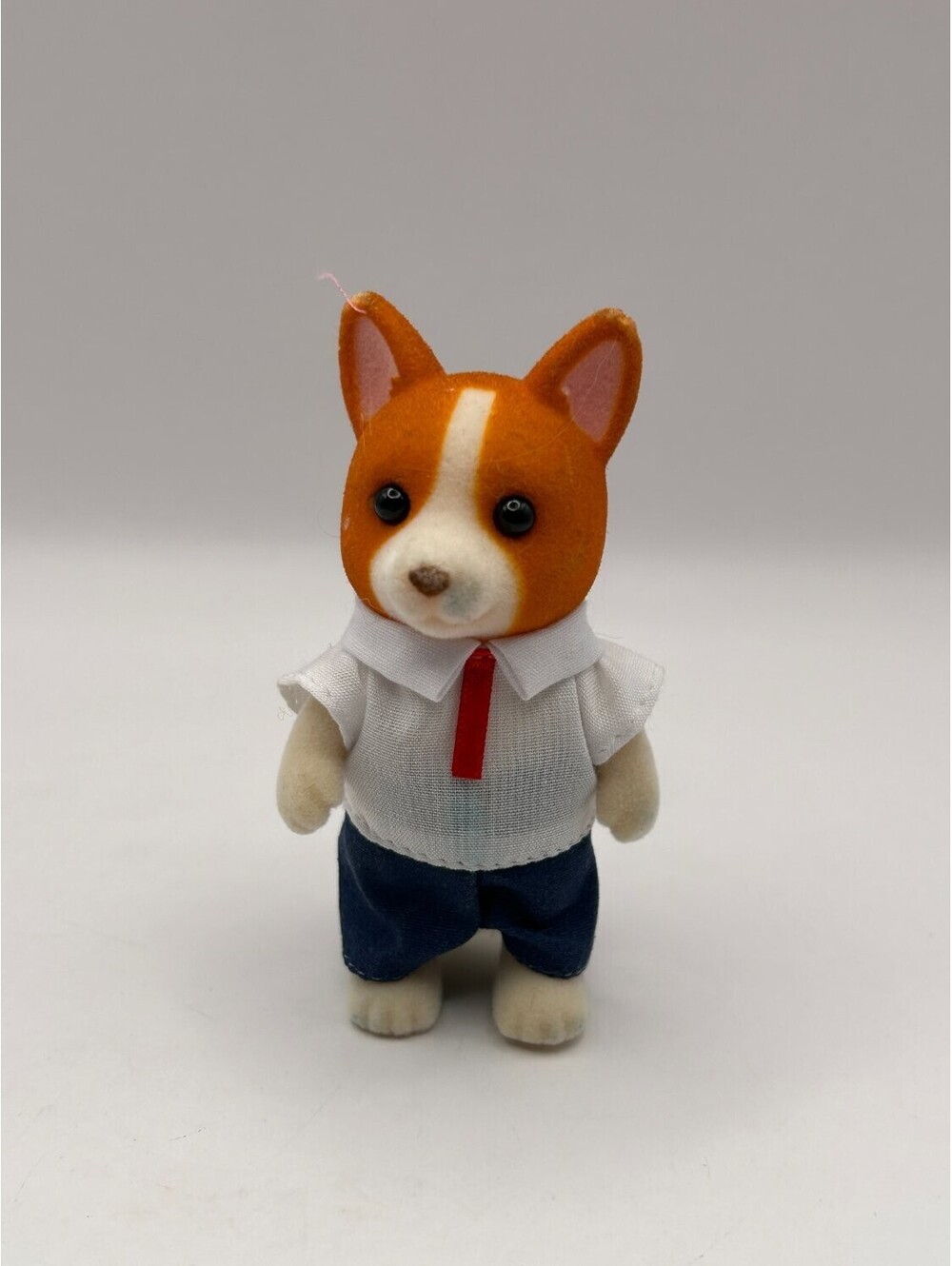 Sylvanian Families Calico Critters Welsh Corgi Dog Brother Figure Shirt Tie